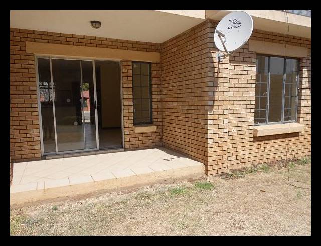 2 BEDROOM PROPERTY TO RENT IN KARENPARK
